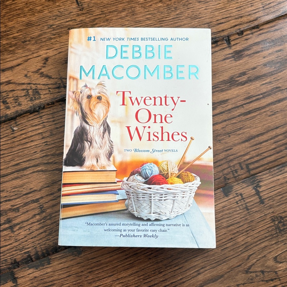 Debbie Macomber Paperback Book - Light Blue Back Cover